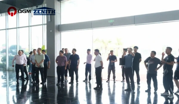 Industrial Solid Waste Network Delegation besökte Quangong Co., Ltd. för inspektion och utbyte