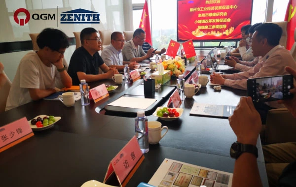 Delegationen från Quanzhou Industrial Economic Development Promotion Center besökte Quangong Machinery Co., Ltd