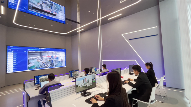 QGM Machinery: Djupt odlat huvudverksamheten i över 40 år, stått i framkant av innovation och expanderat globalt med ett internationellt perspektiv