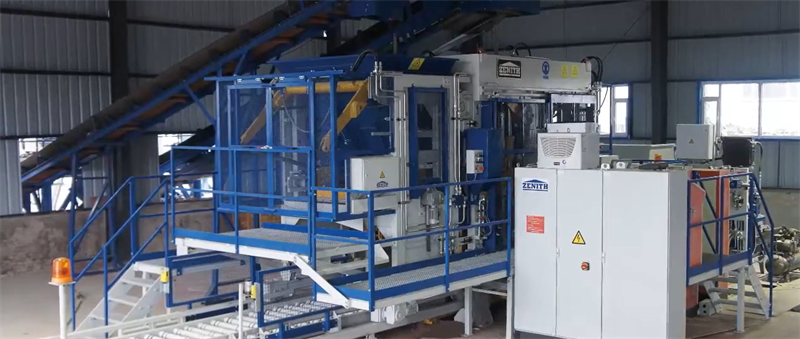 Ett helautomatiserat flerskiktsprojekt för tillverkning av sammankopplade tegelstenar har lanserats i Afrika.