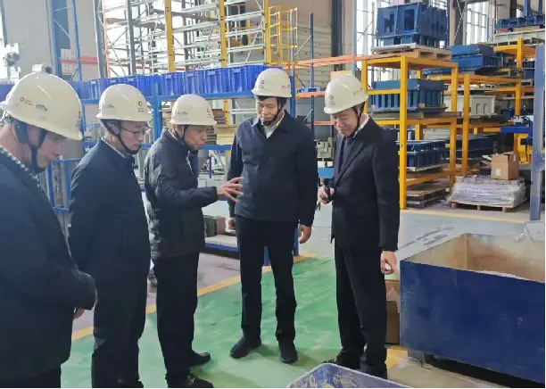 Quanzhou Municipal Science and Technology Bureau bedriver forskning vid Quangong Machinery Co., Ltd., och ger riktat stöd för att öka FoU-investeringar.