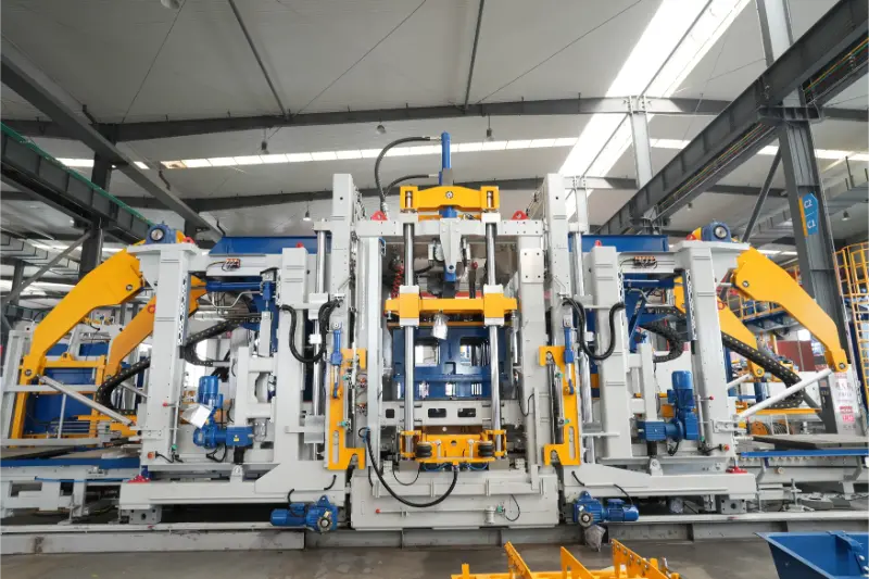 Quangong Machinery Co., Ltd. ZN2000-2 Blockformningsmaskin: Kärnprestanda möjliggör en ny uppgradering av intelligent tegeltillverkning
